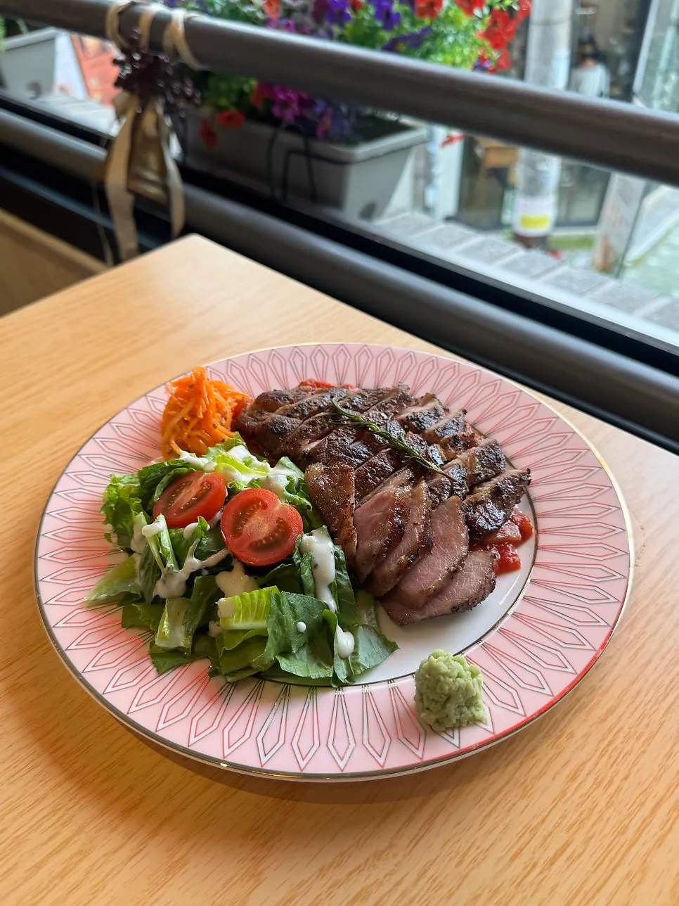 Ordered dishes with pickled radish