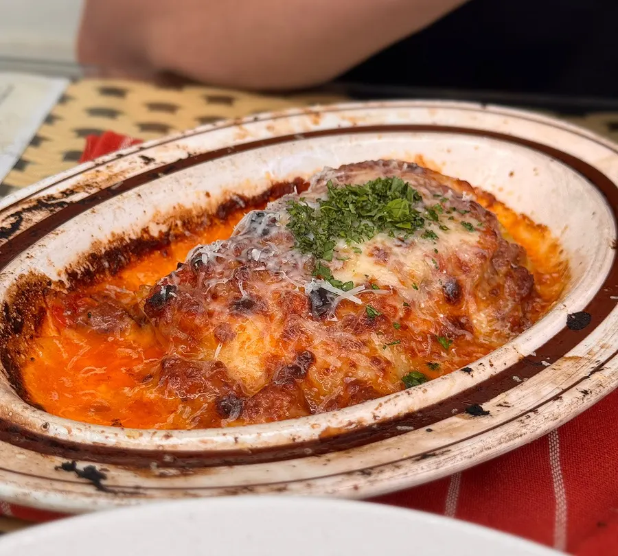 Ordering Classicdang's signature lasagna