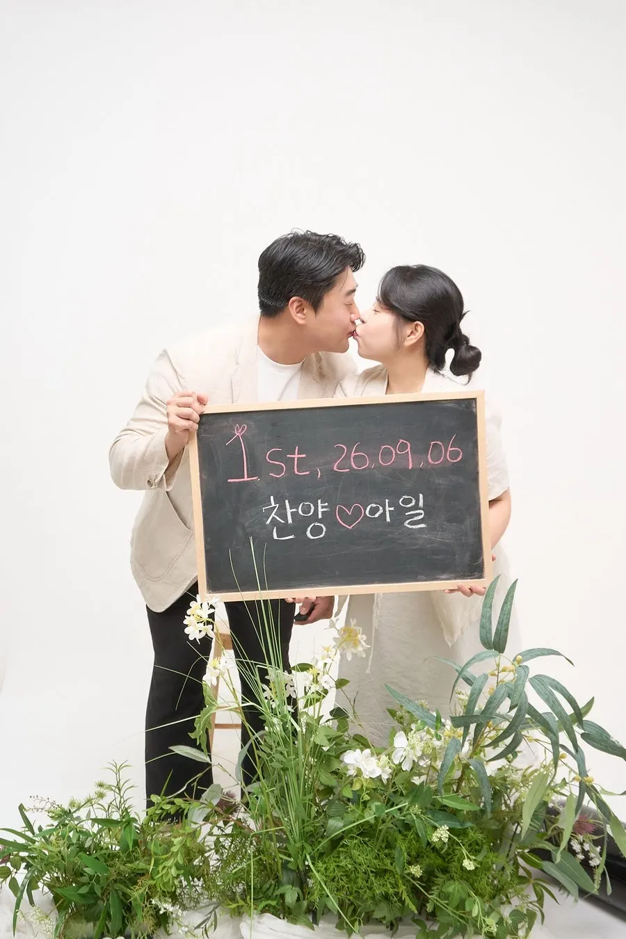 다양한 구도로 남긴 셀프 촬영 사진