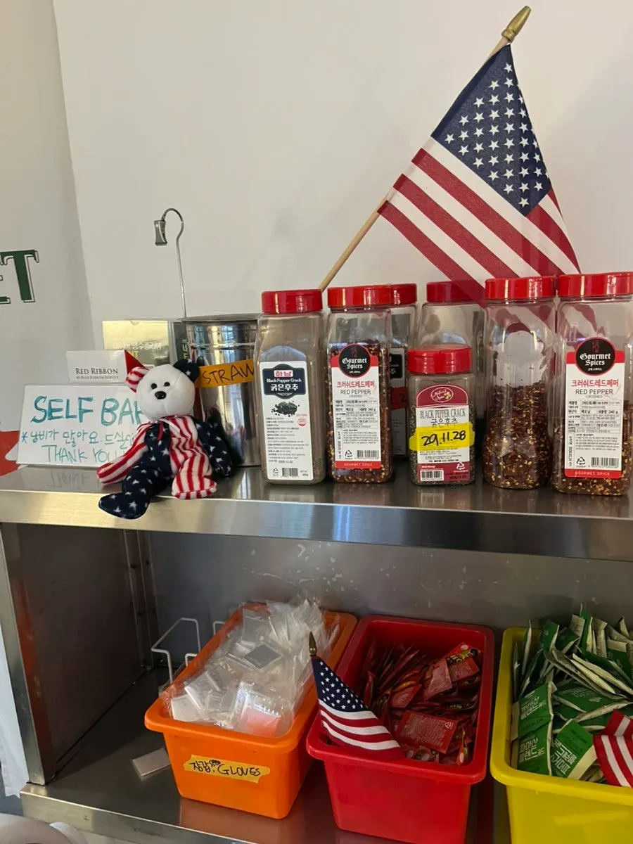 Pickle and sauce self-service bar