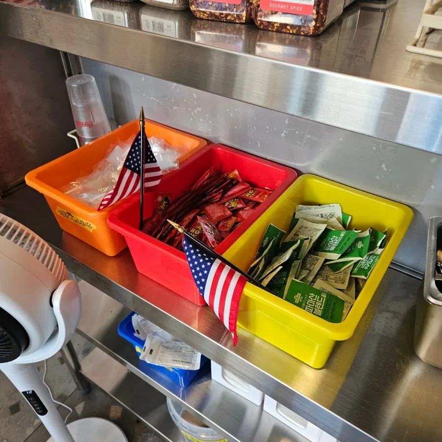 Ordering guide for side dishes at Sunny's Pizza Market