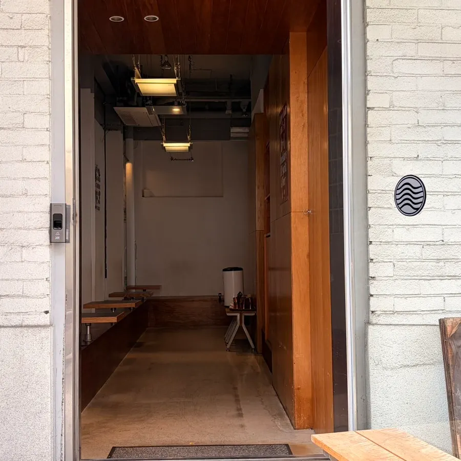 Overview of Pip Espresso Bar with many seats