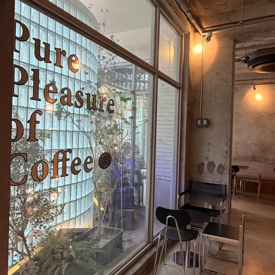 Order counter with the espresso machine