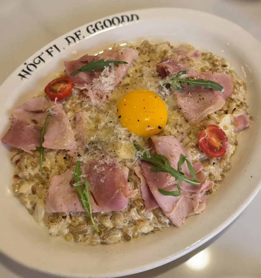 A plate of jambon truffle cream risotto