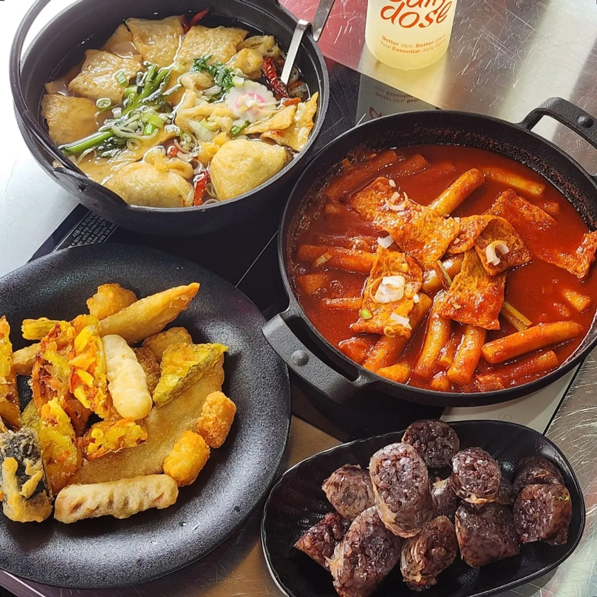Full spread of the tteok-twi-sun set with fried tofu eomuk soup