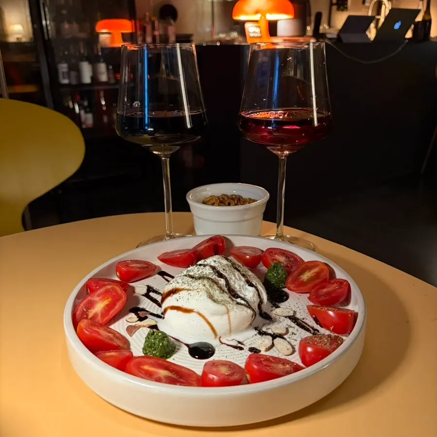 Yozeum wine table photographed under different lighting
