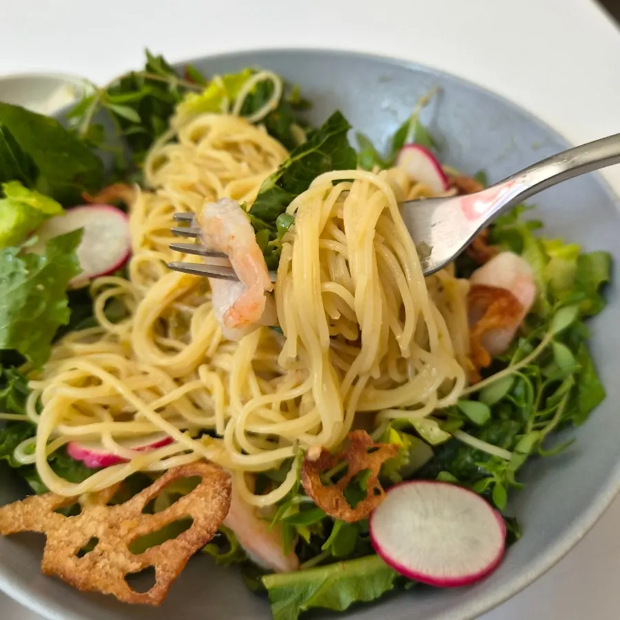 Yuja spring-greens cold pasta