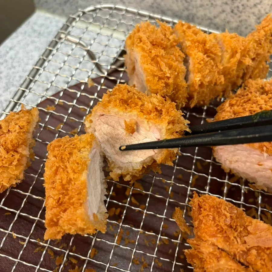Balance of meat and fat in loin katsu