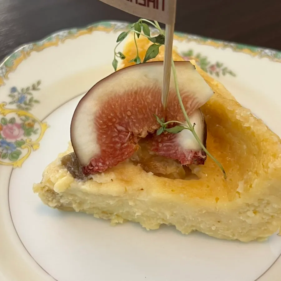 Cream cheese terrine topped with fresh figs