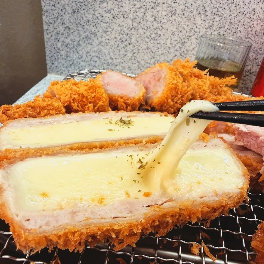 Pork cutlet topped with wasabi