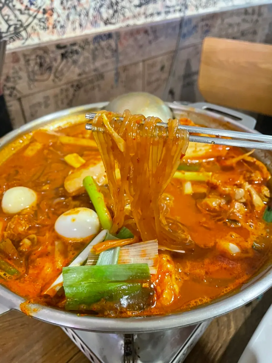 Rice cakes in dakdoritang