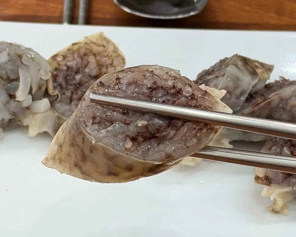 맛보기 순대 접시 근접 사진