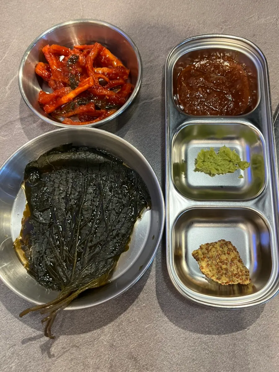 Basic Korean BBQ table setting