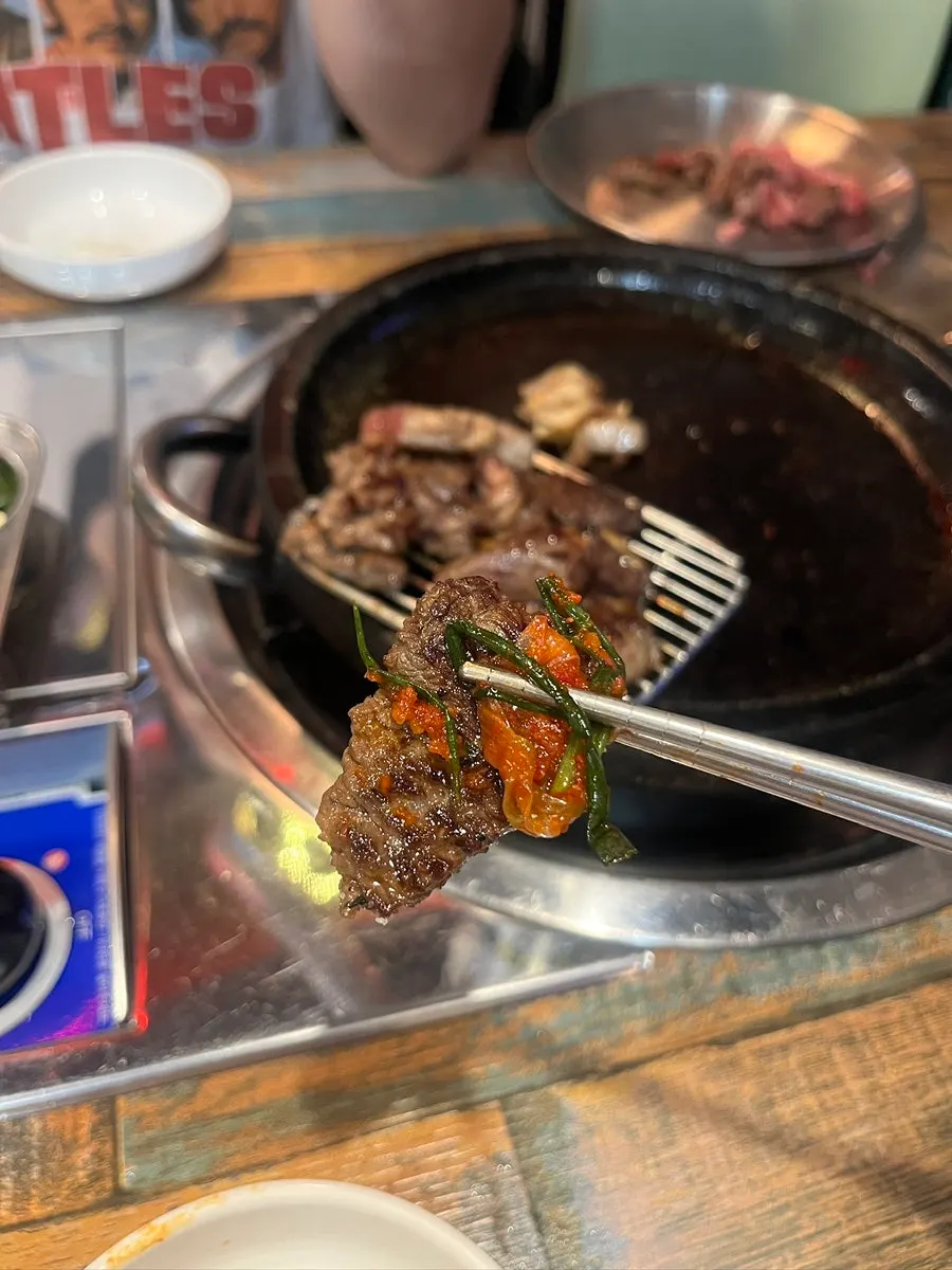 Side dishes served alongside the meat