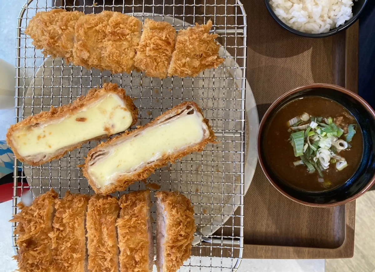 Signature tonkatsu photo from Katsu Gohyeon Yeonsinnae Branch