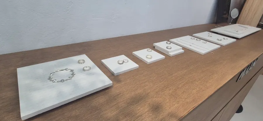 Various rings displayed for design reference