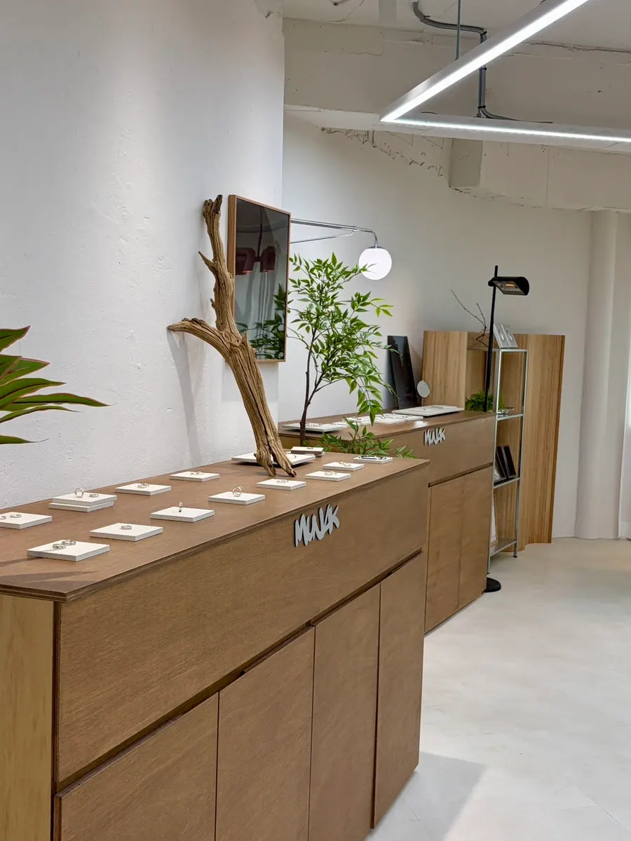 Cozy interior of the Munak workshop