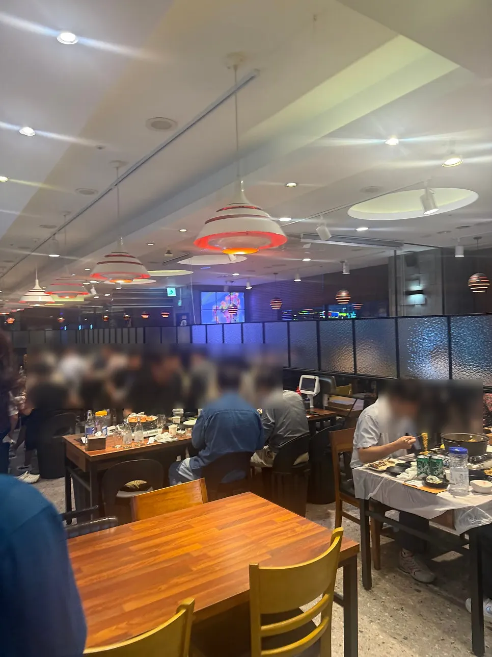 Interior of Veteran General Fish Market Incheon Yeonsu Branch, expanded and relocated to the 3rd floor
