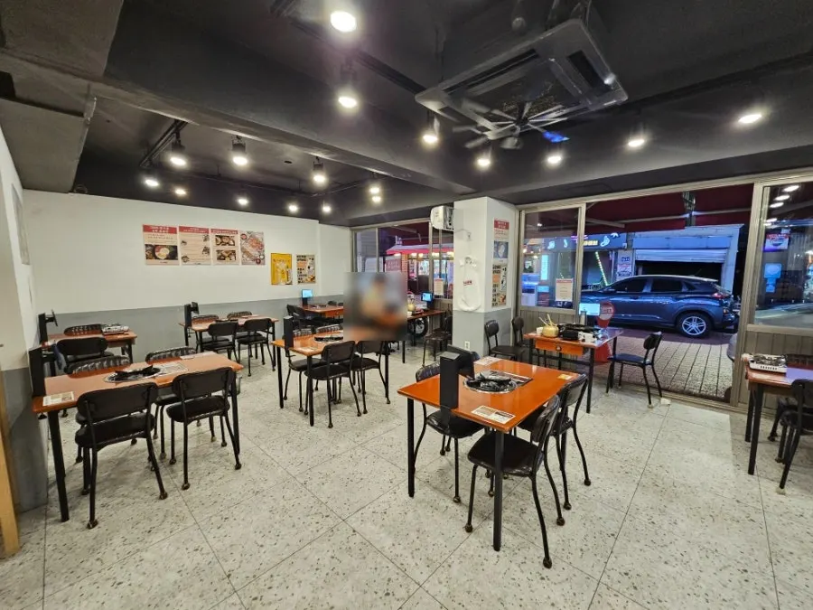 연수곱창 연수본점 홀 내부 좌석