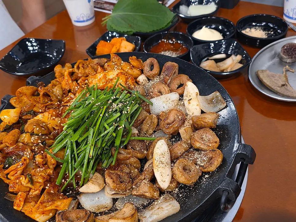 맛보기 순대와 간 접시