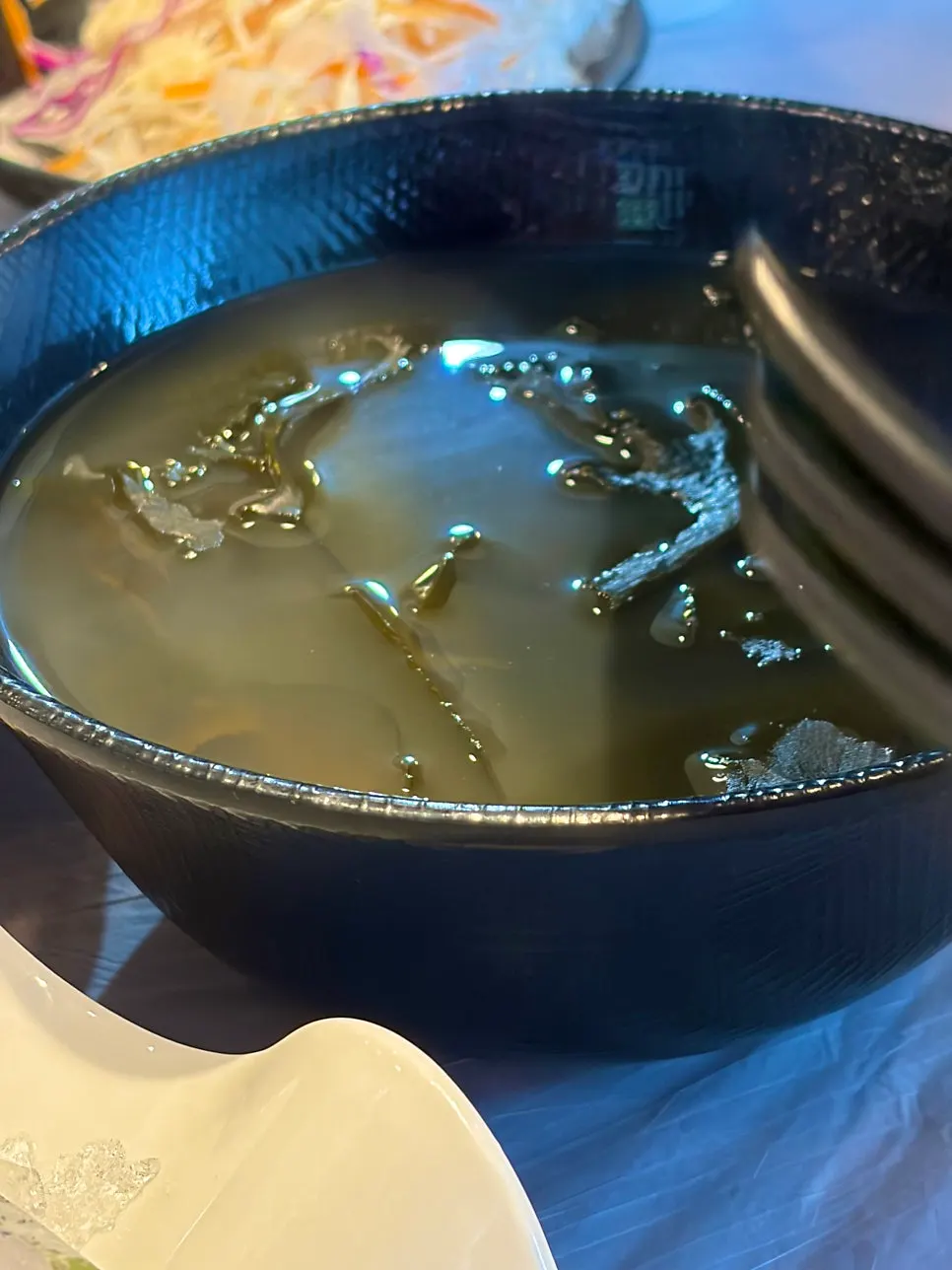 꽁치구이와 곁들이 반찬