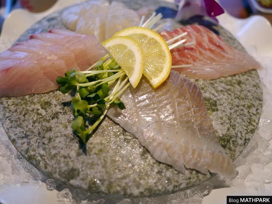 Full spread of the lunch sashimi set