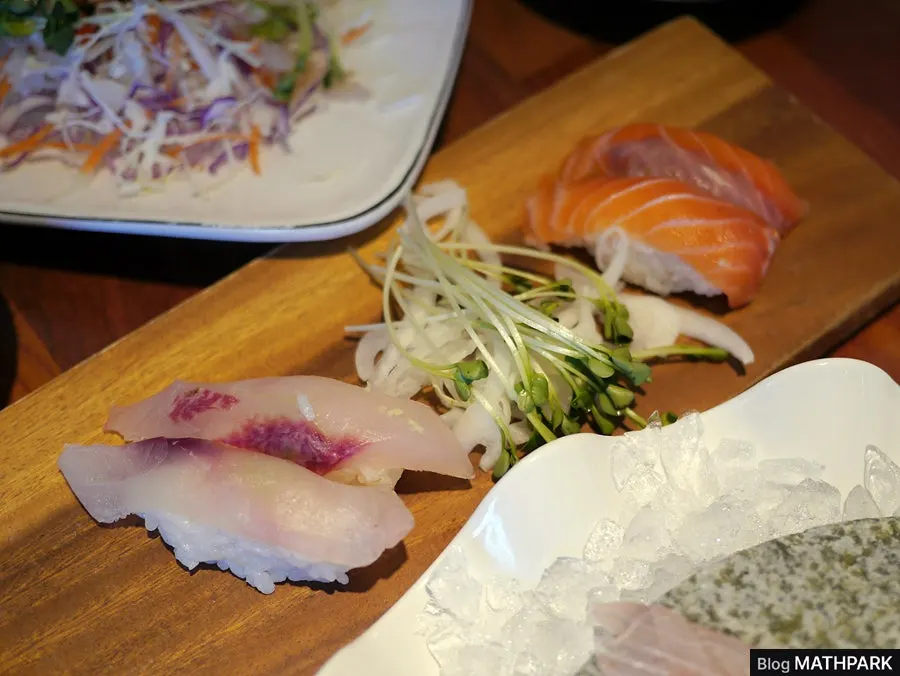 Thickly sliced, aged assorted sashimi