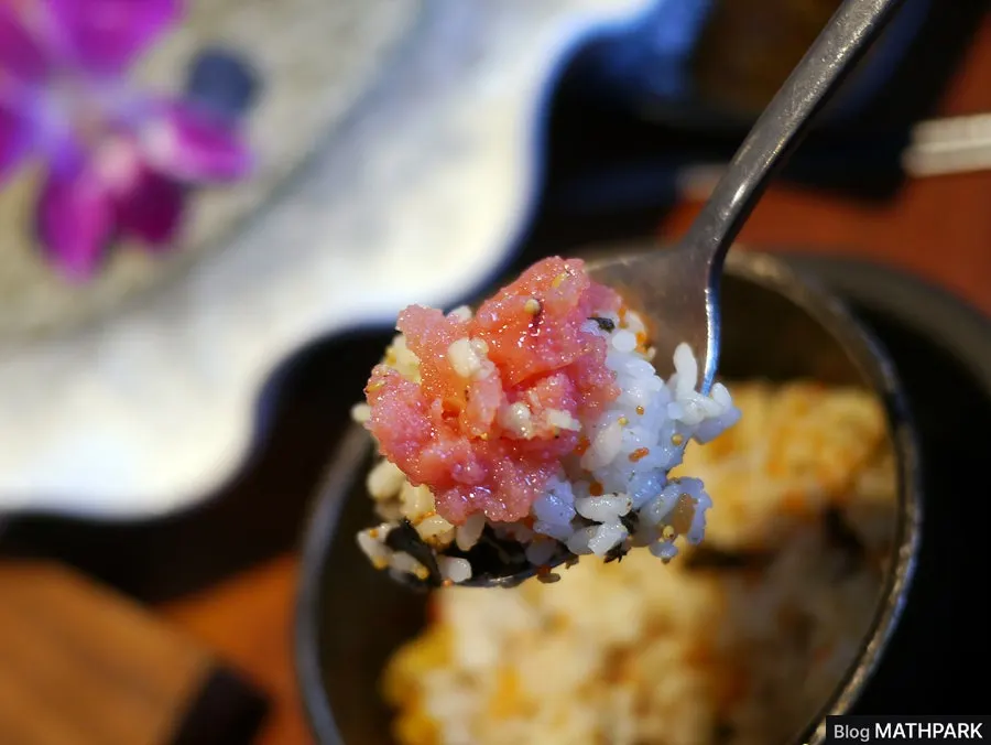 Hot egg rice topped with pollack roe