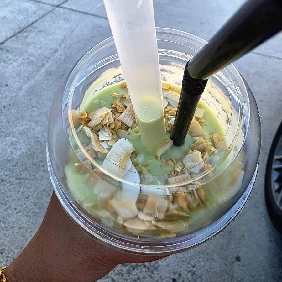 Avocado smoothie and banh mi order