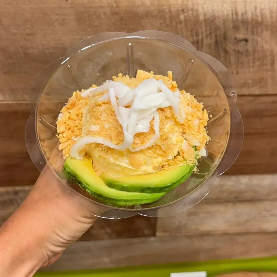 Avocado coffee and avocado ice cream