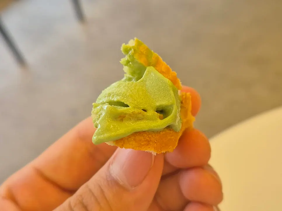 Close-up of the mugwort ice cream