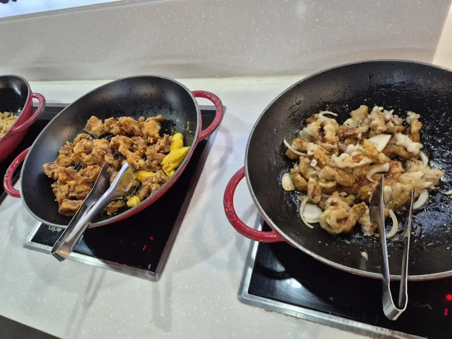 Salad bar side dishes