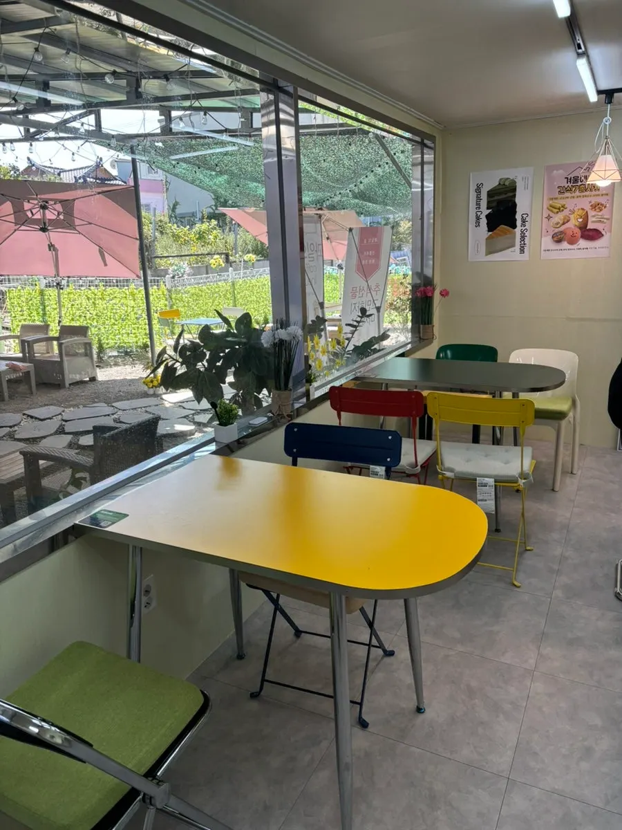 Self-camera set up inside the café
