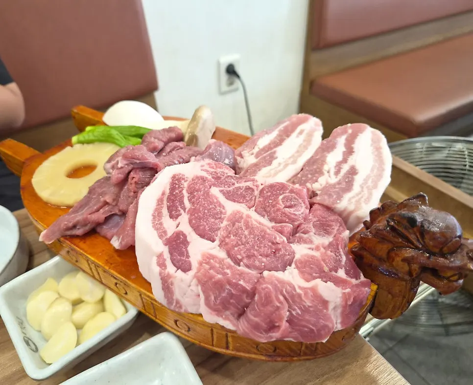 갓육고 한판고기 700g 구성