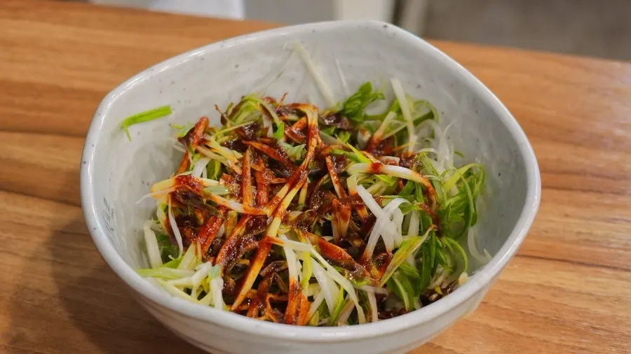 Gasyukgo's gat mul kimchi and gat kimchi side dishes