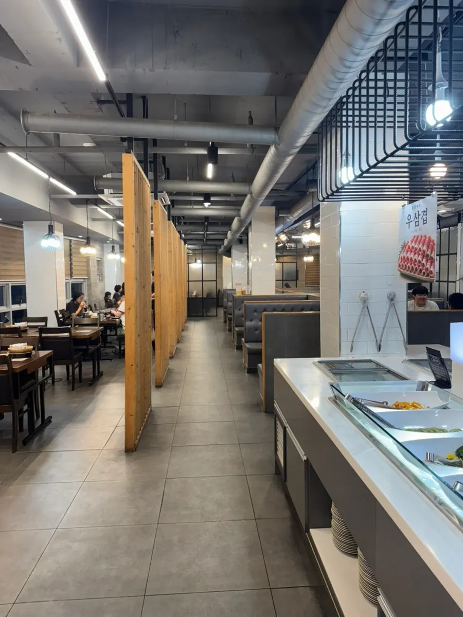 통큰샤브 홀 좌석 전경