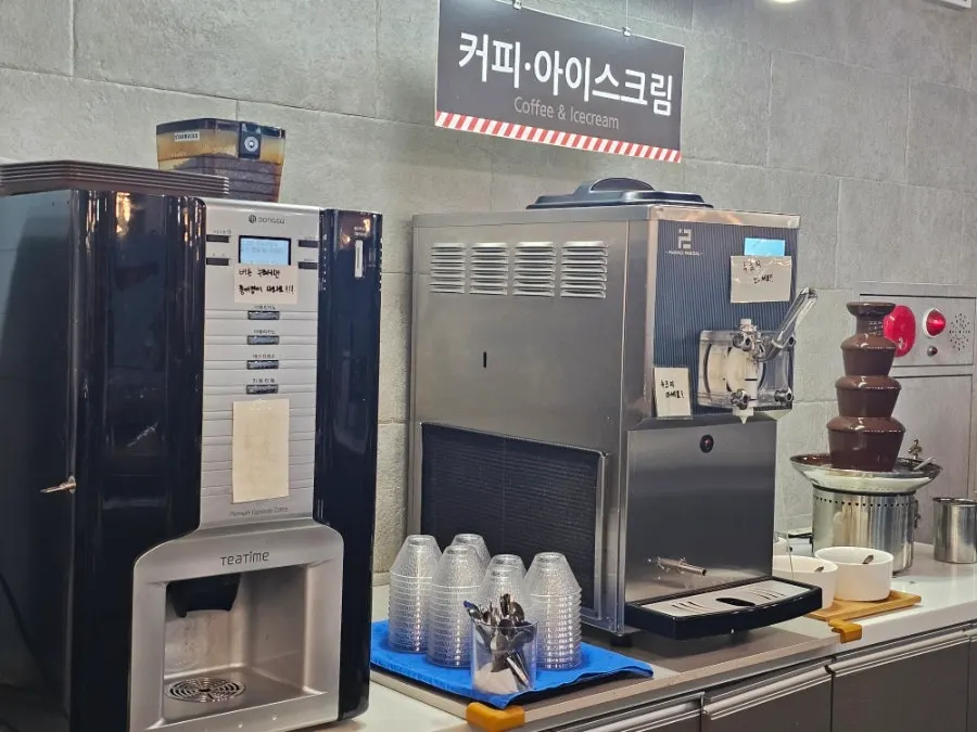 Dessert corner with ice cream and toppings