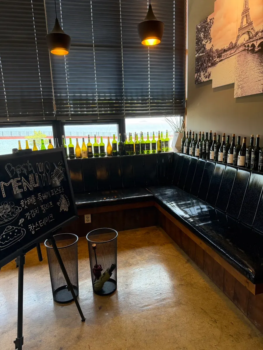 Ravenna店内のテーブル配置