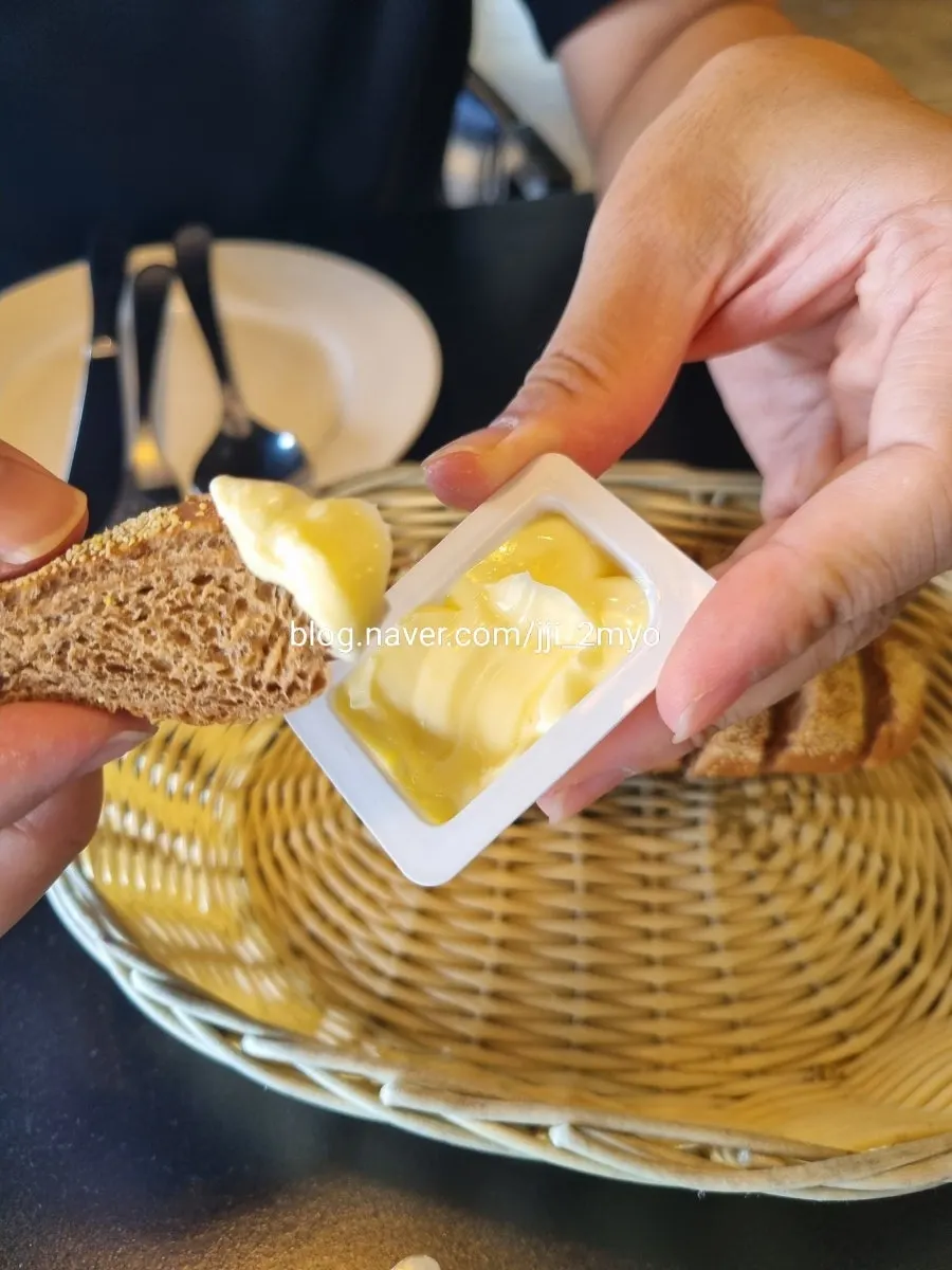Bushman bread-style starter bread served with butter