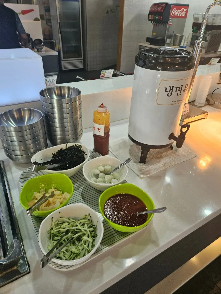 통큰샤브 디저트와 음료 코너