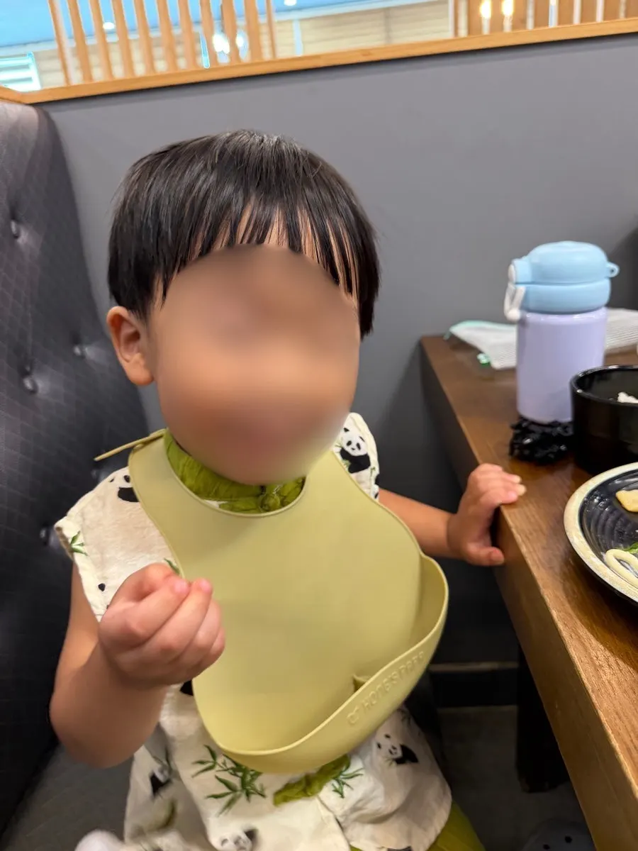 식사 후 즐긴 디저트 접시