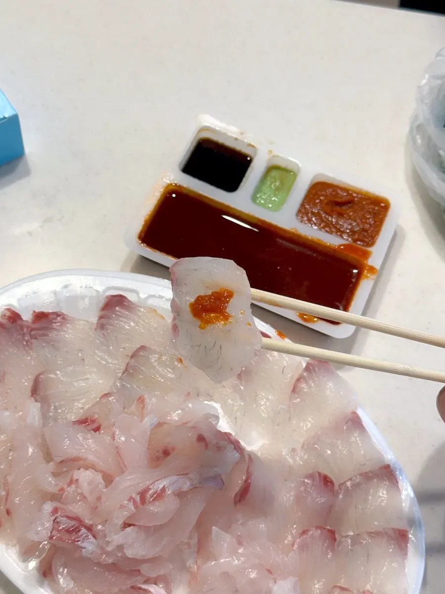 Fresh red sea bream sashimi takeout set