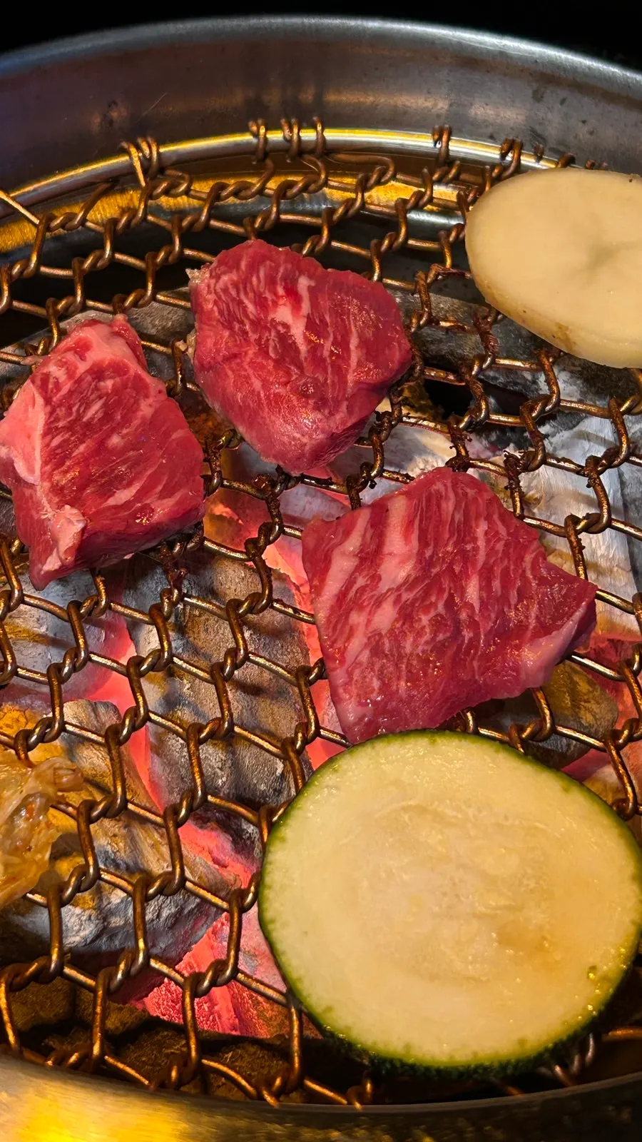Galbisal searing on the charcoal grill