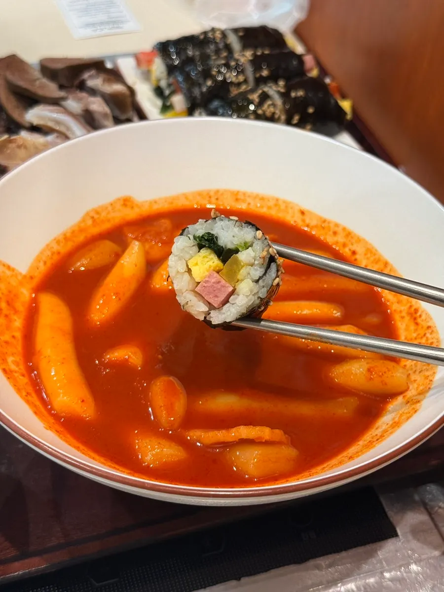 계란 단무지 햄 꼬마김밥