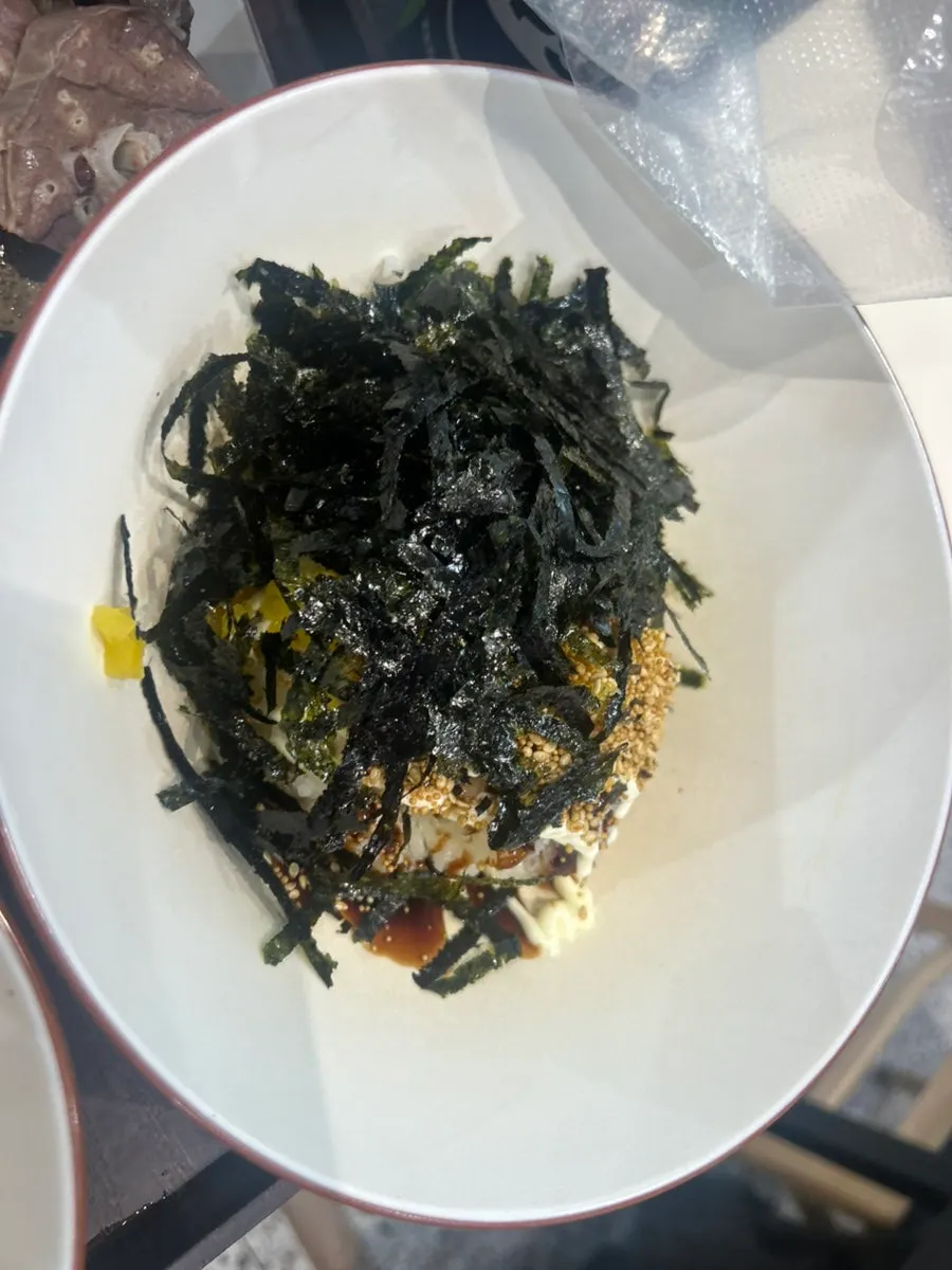 Sundae served with offal