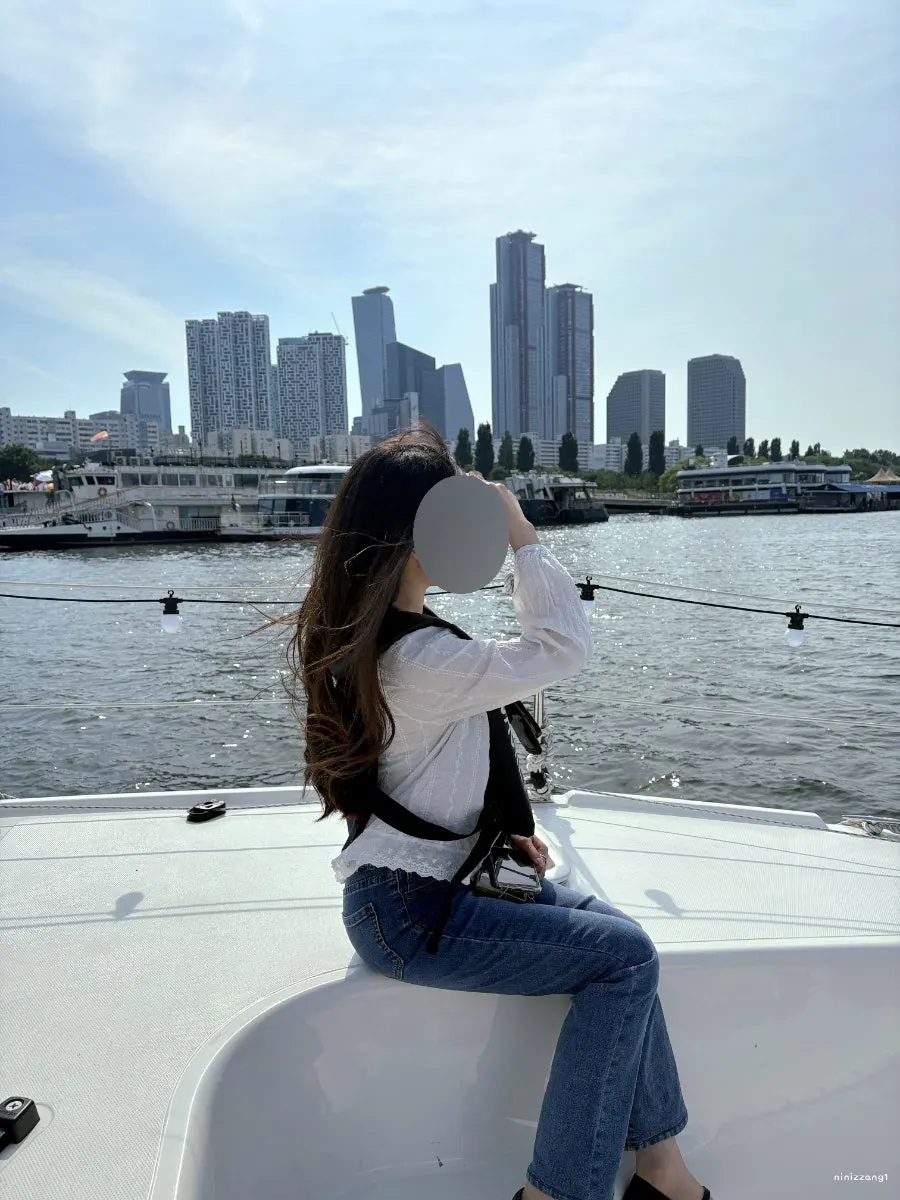 Photo of a friend aboard the Han River yacht