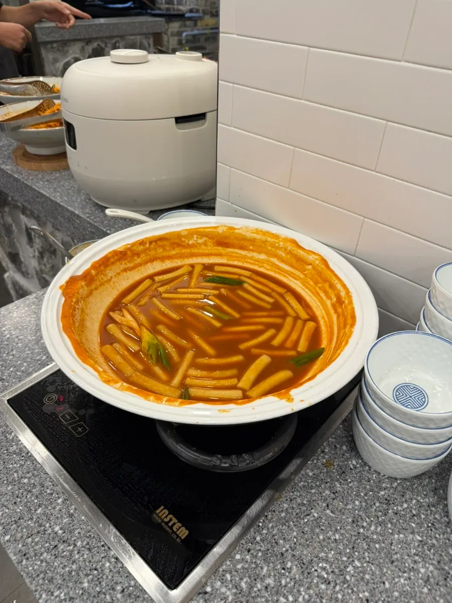 Nurungji and tteokbokki available at the self bar