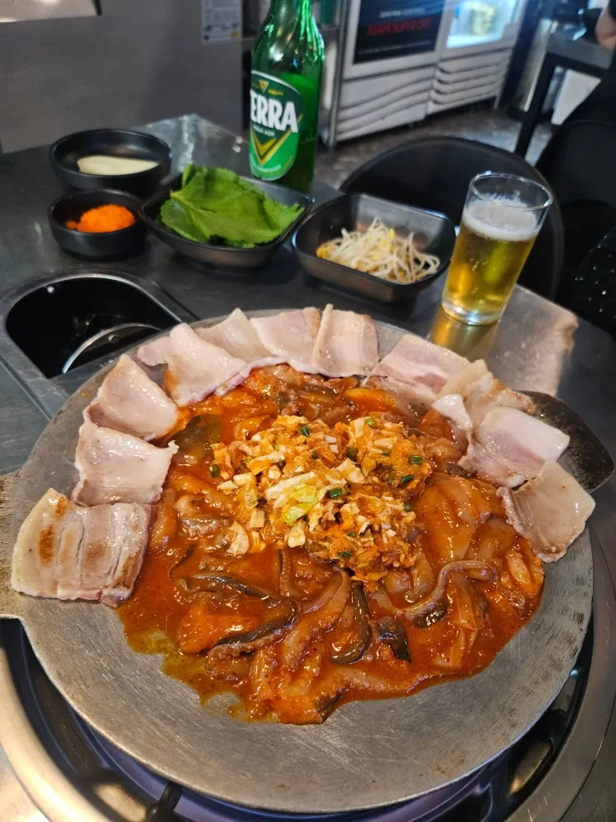 매콤한 쭈꾸미 메뉴 이미지
