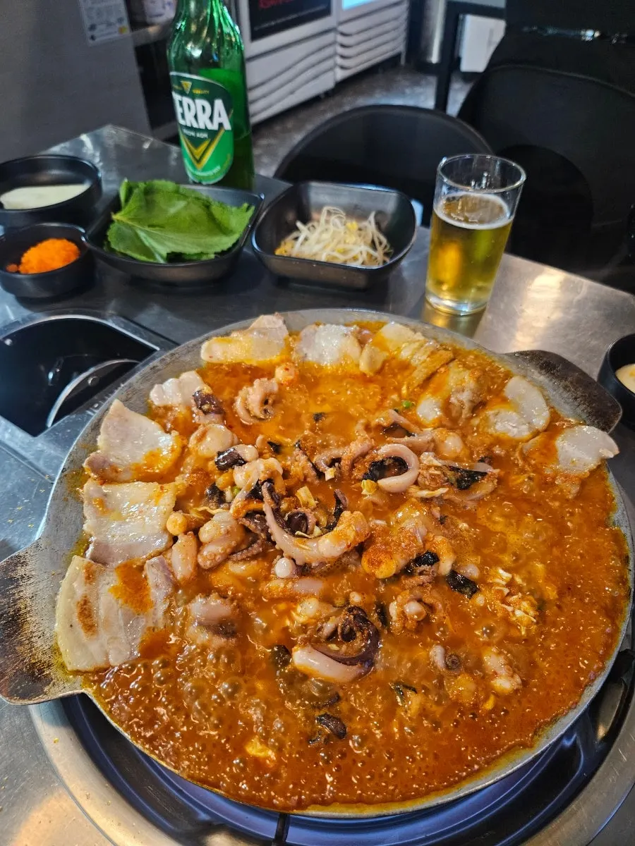 쫄깃한 쭈꾸미 메뉴 이미지