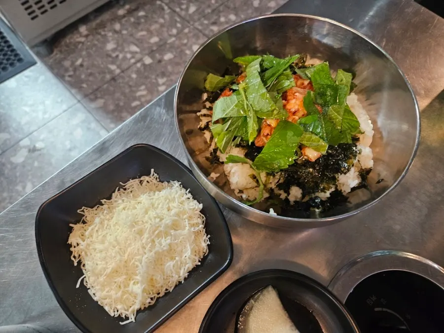 쭈꾸미 삼겹살 마늘 조합 이미지